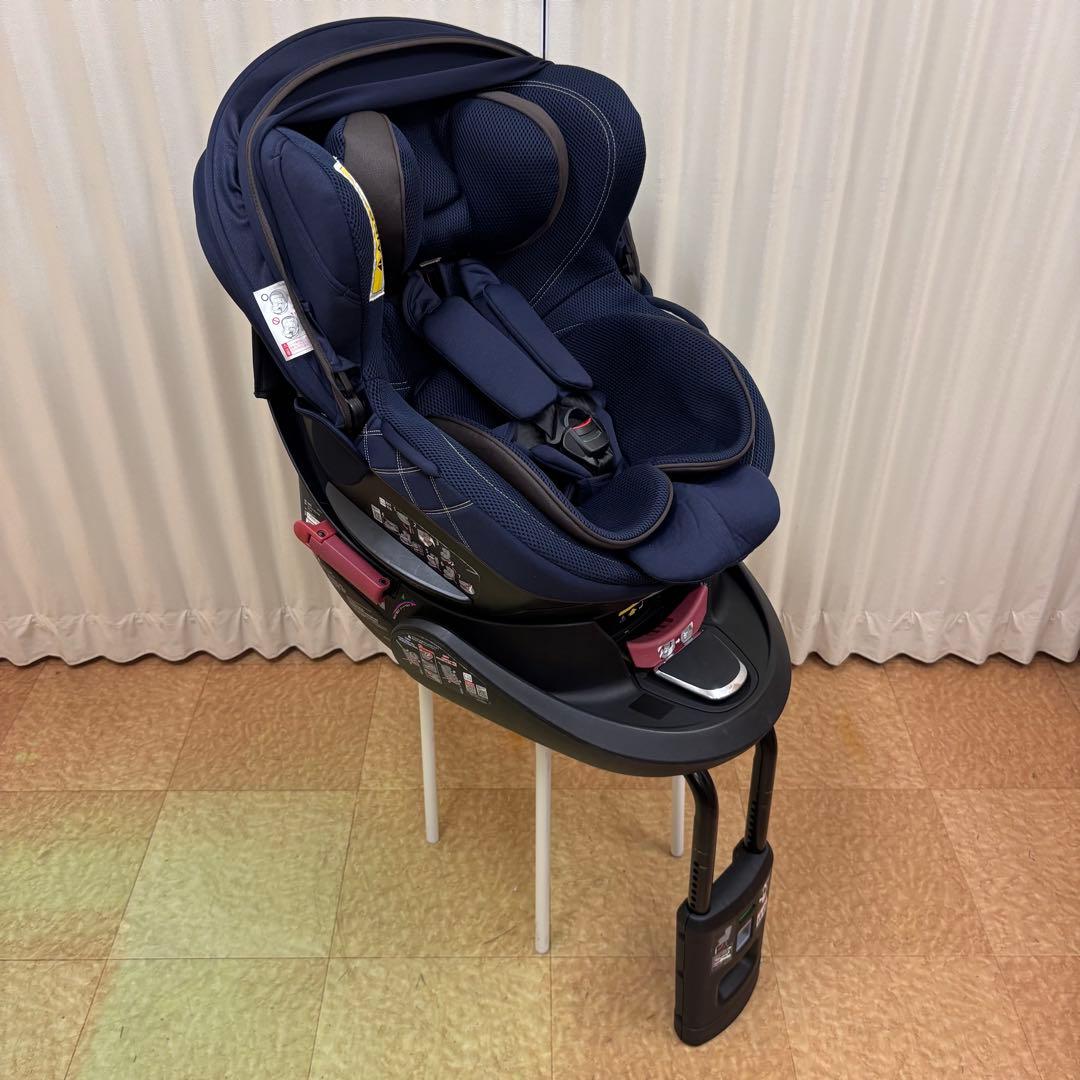 クリーニング済　☆極美品☆　新生児　エールべべ　クルット4S　グランス　ネイビー