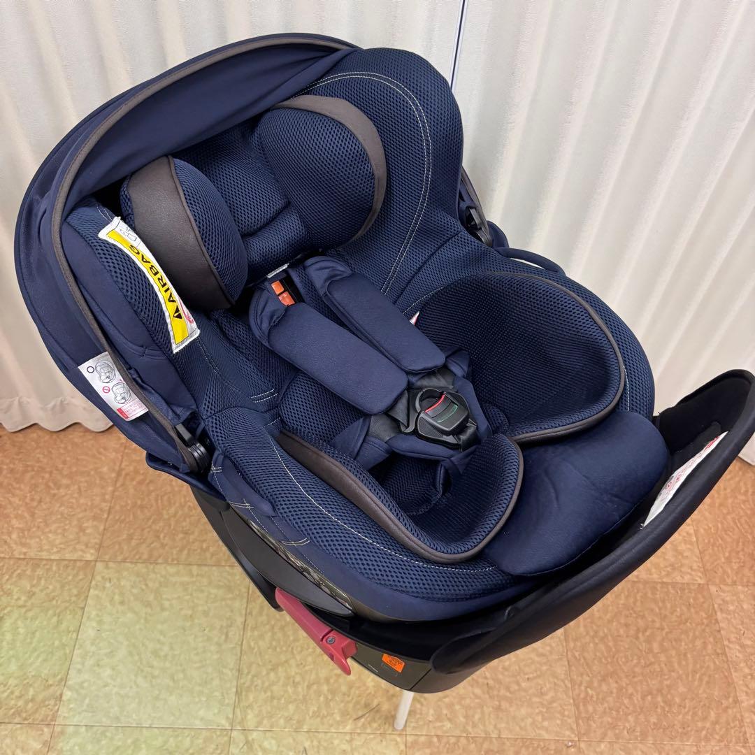 クリーニング済　☆極美品☆　新生児　エールべべ　クルット4S　グランス　ネイビー