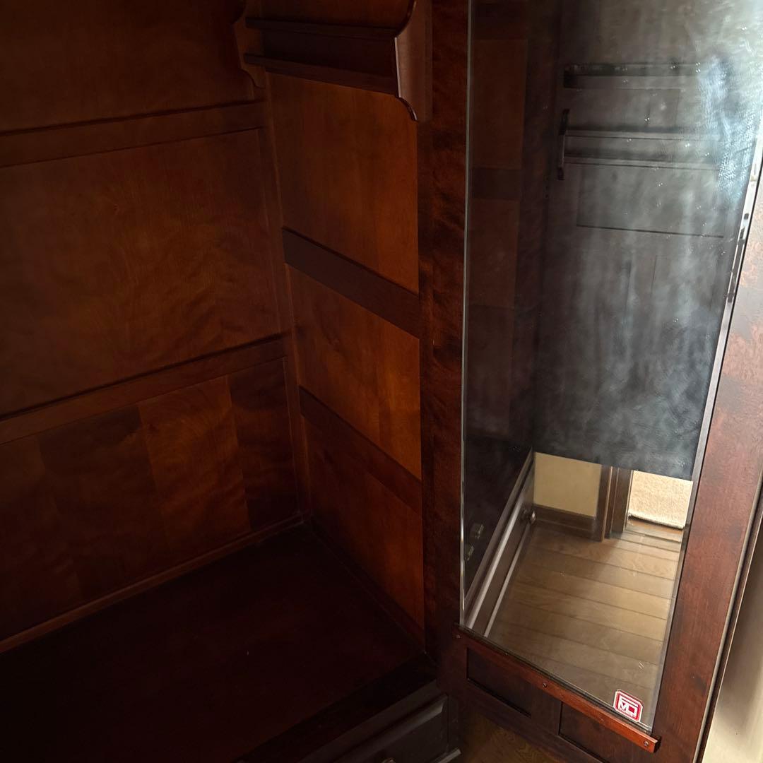 ダークブラウン扉付き収納 北海道民藝家具 洋タンス