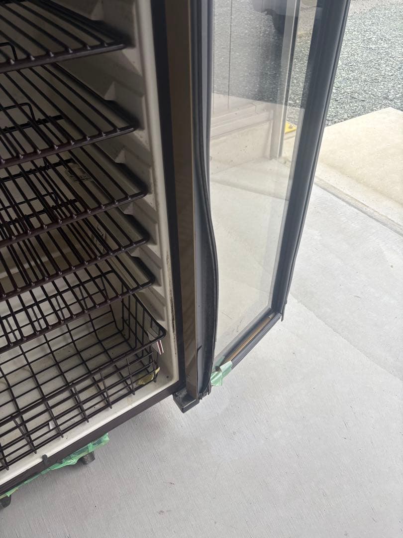 ダブル扉 ワインセラー ガラス扉