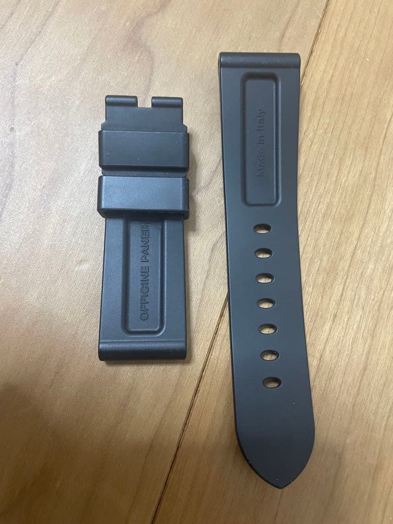 PANERAI 純正ラバーベルト　ルミノール用