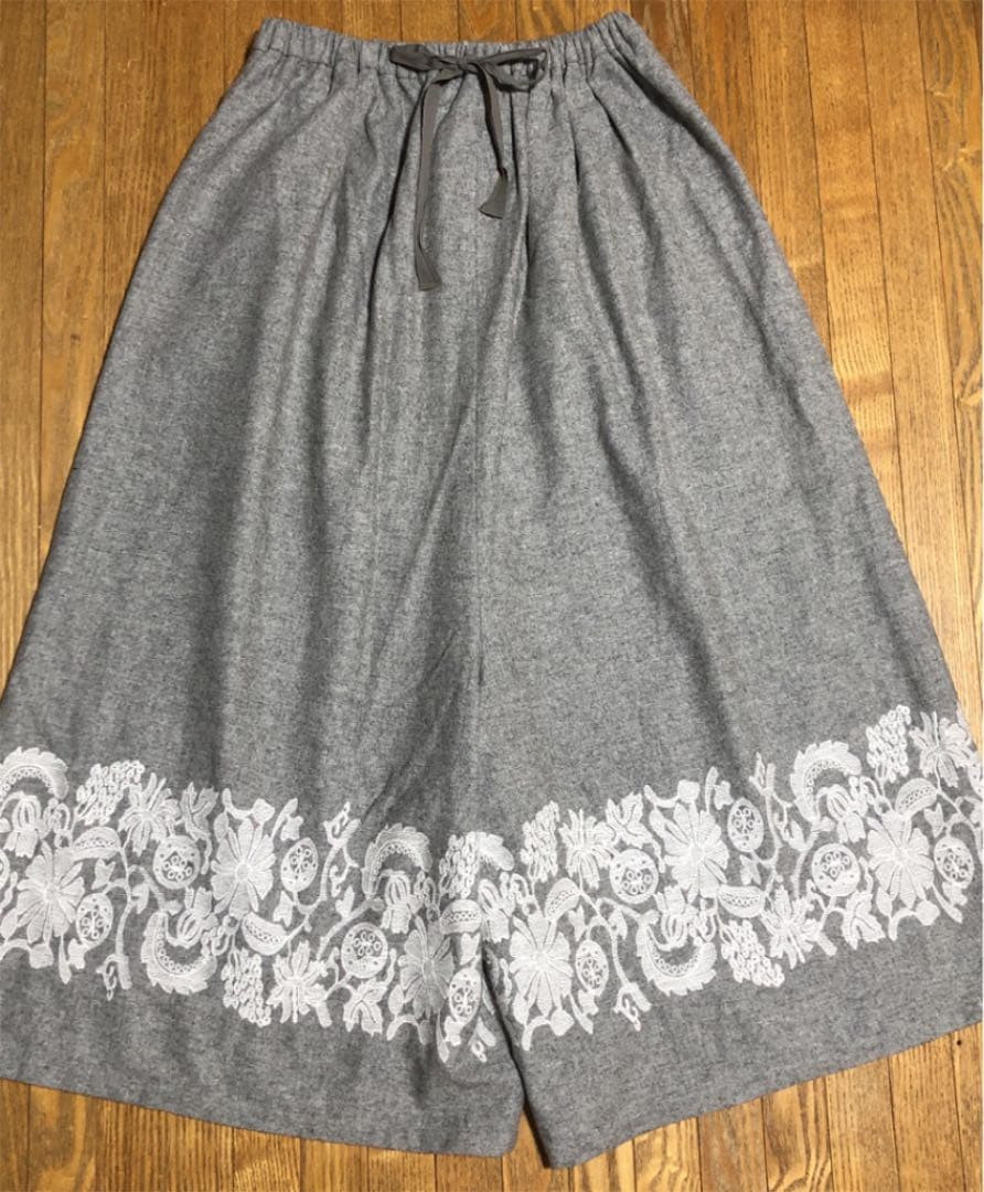 beardsley ビアズリー 刺繍 ガウチョパンツ ビアズリー オンライン