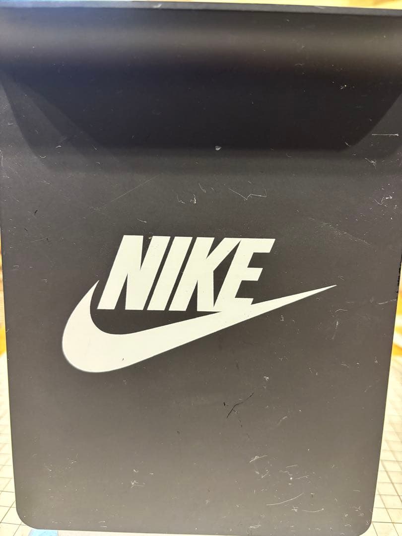 希少最終価格　NIKEオフィシャルポップスタンド　店舗備品