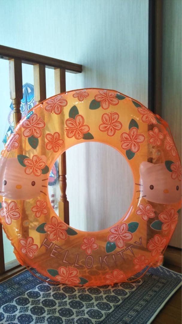 希少レア！ハイビスカスハローキティ 浮き輪とビーチタオル