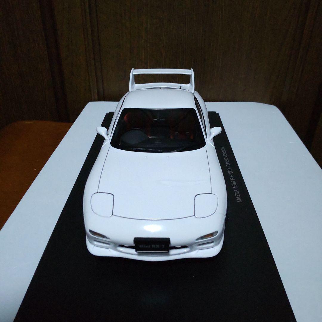 マツダ RX-7 FD3S チューンドバージョン 1/18 オートアート