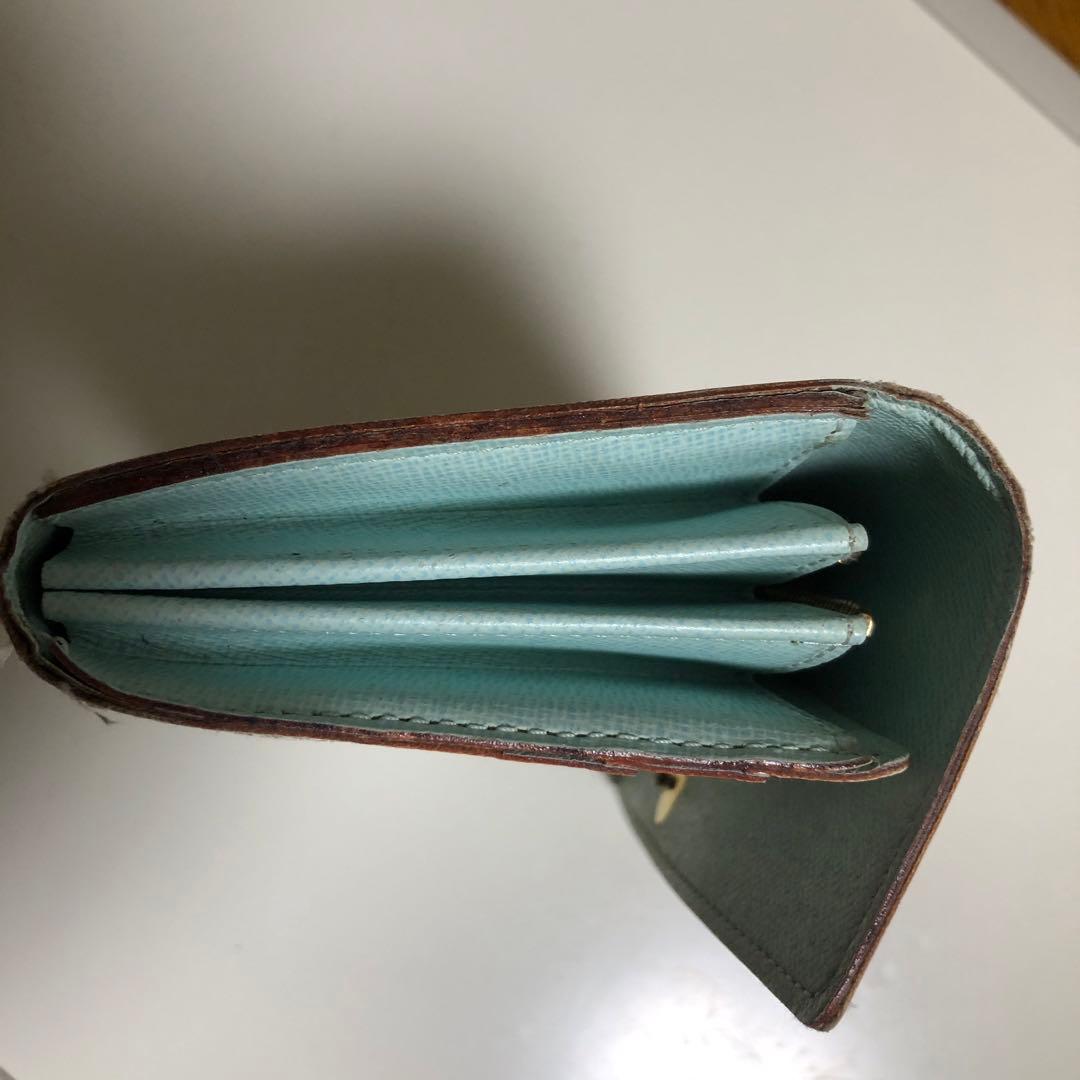 Louis Vuitton 二つ折り財布 ホワイト・マルチカラー 2025年最新】ルイ