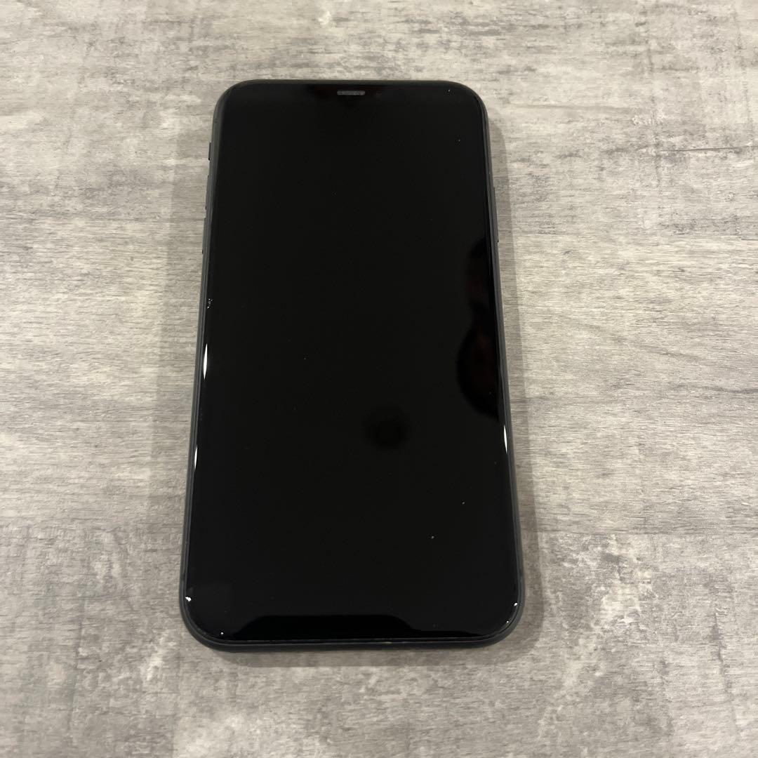 Apple iPhone 11 ブラック