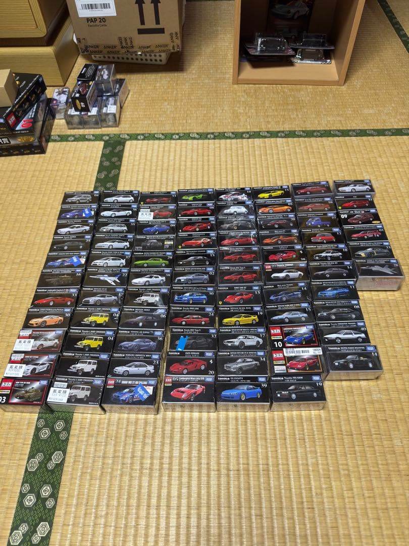 シュリンク付きトミカプレミアム92台レア商品あり