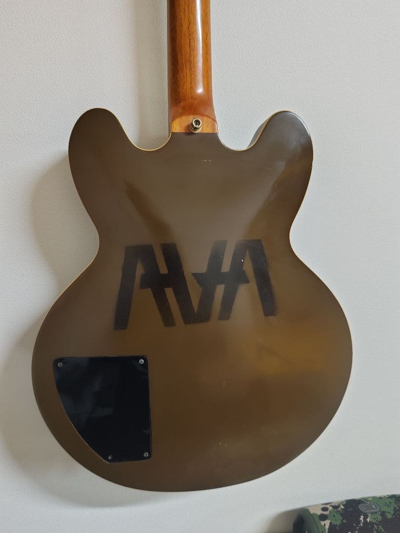 エピフォン　Epiphone　ES-333 tom delonge