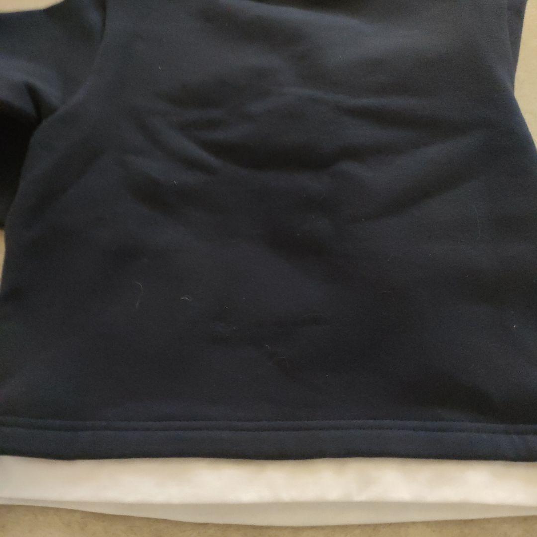 新品未使用　ファミリア女の子アップリケ刺繍トレーナー100