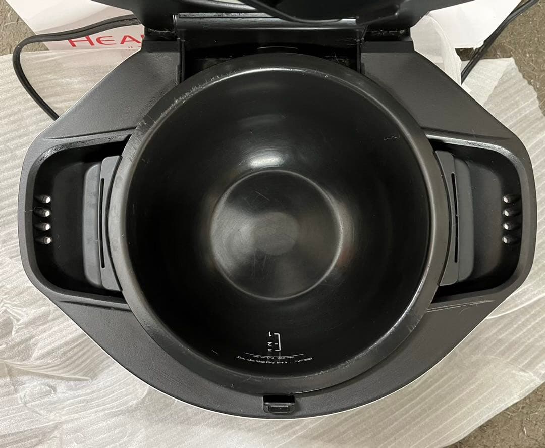 ヘルシオホットクック 1.6L KN-HW16G-W水なし自動調理鍋