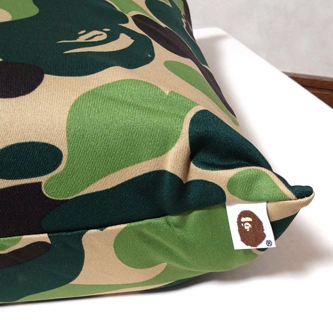 【期間限定値下げ】A BATHING APE × TEMPUR クッション未使用