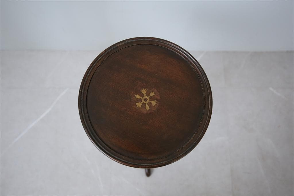 英国アンティーク木製ワインテーブル/サイドテーブル/丸机/飾り棚(89