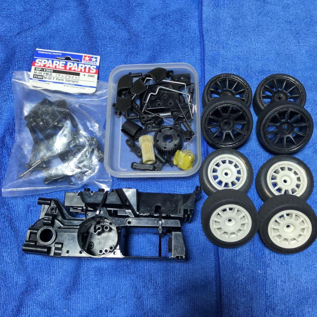 タミヤ M05 シャーシ メカ無し ボディ、おまけ付き