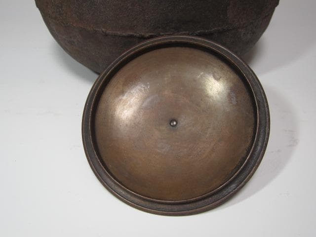 【1/26までセール】☆　大西清右衛門　霰真形釜　どっしり構えた一品☆y258