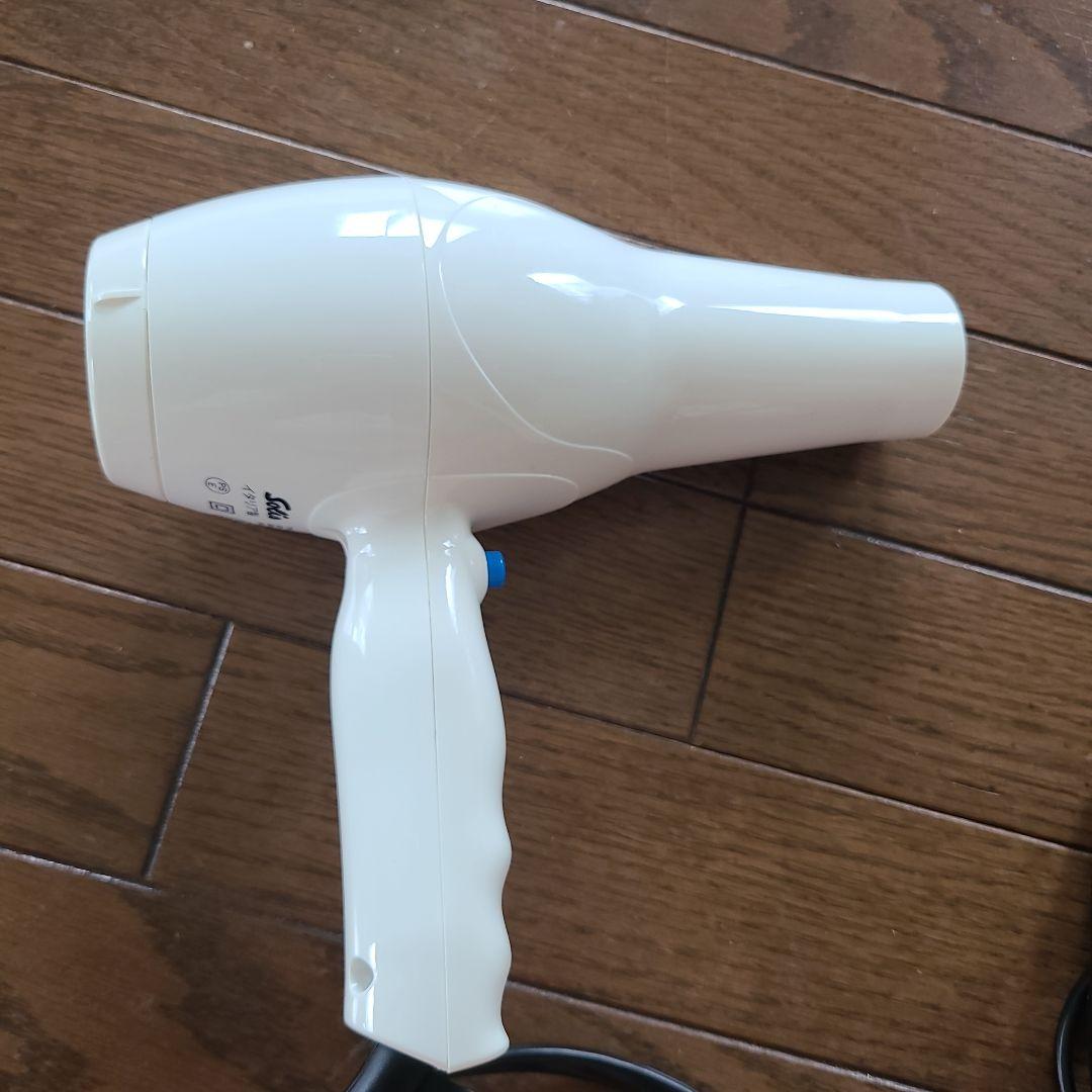 Solis Swiss Perfection ヘアドライヤー