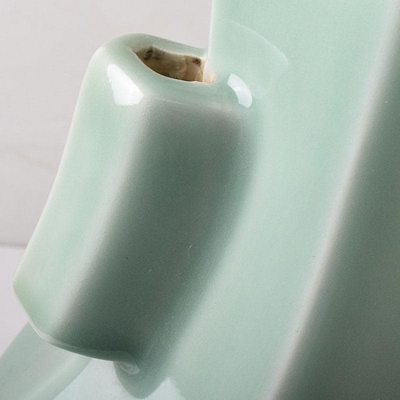 中国 大清康煕年製款 粉青釉 双貫耳瓶 V R8510H - メルカリ