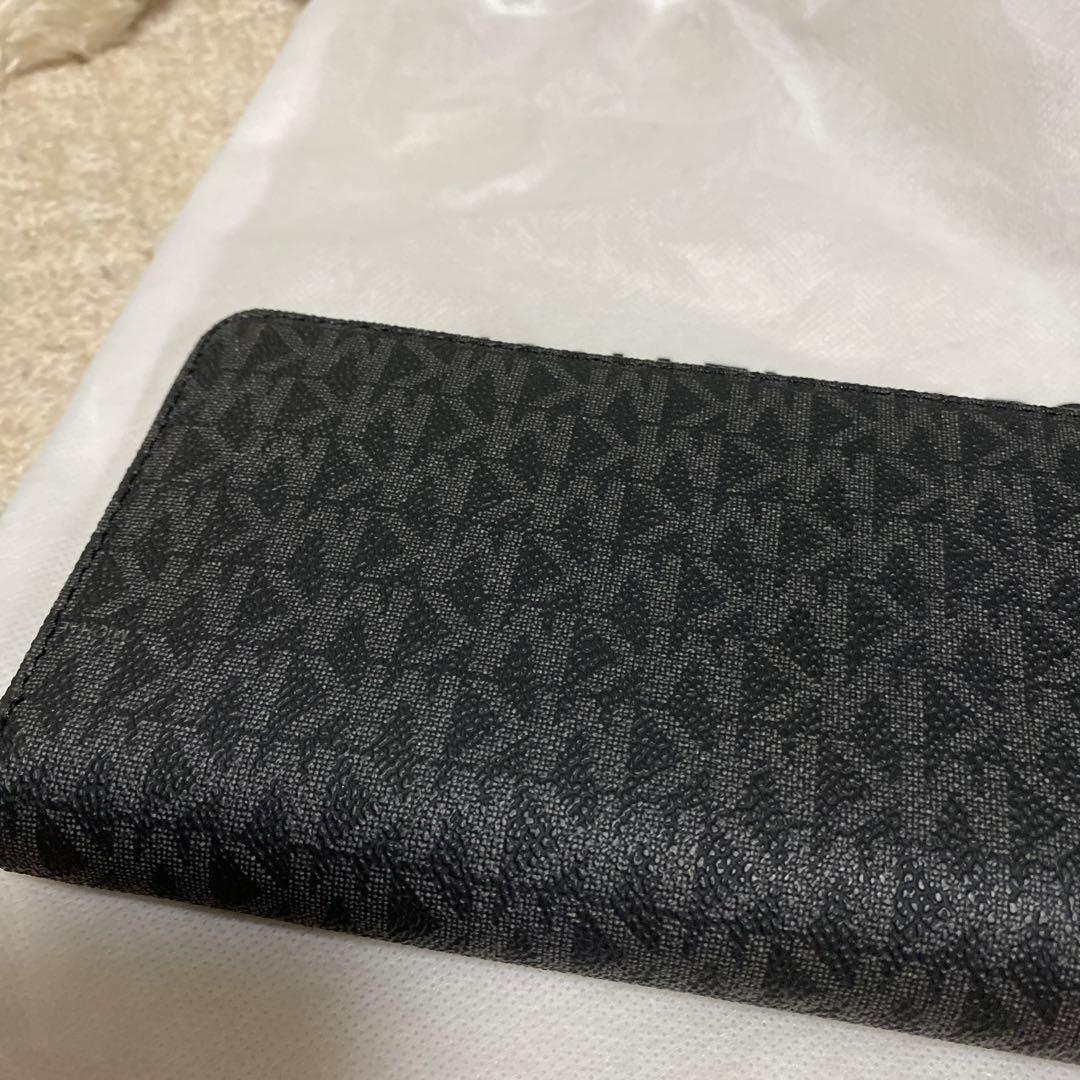【年内限定】マイケルコース　財布　新品