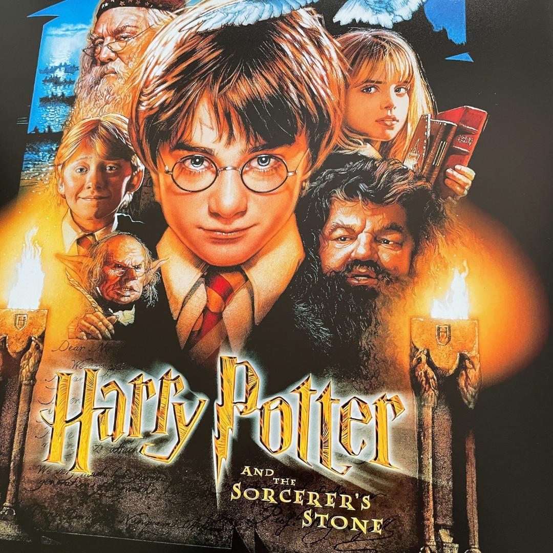 US予告版ポスター『ハリー・ポッターと賢者の石』 - メルカリ