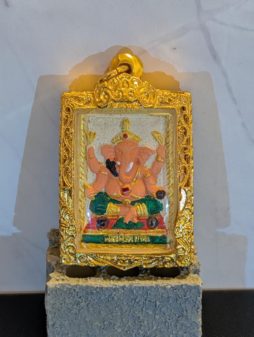 タイお守り プラクルアン ルアン・ポークン ソムデット 2556年 (050)