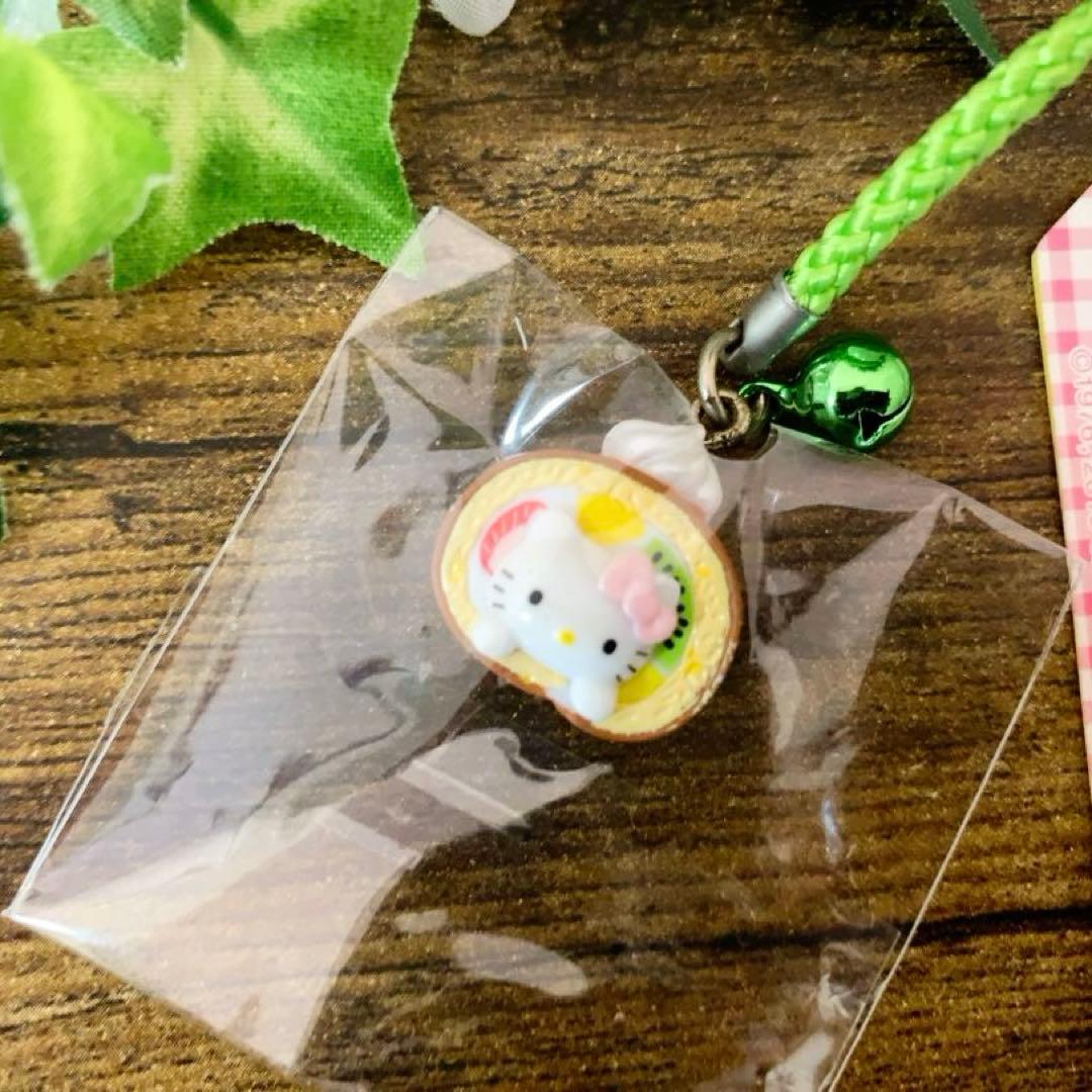 【激レア】ご当地キティ　スイーツ　根付け ストラップ ロールケーキ　バージョン