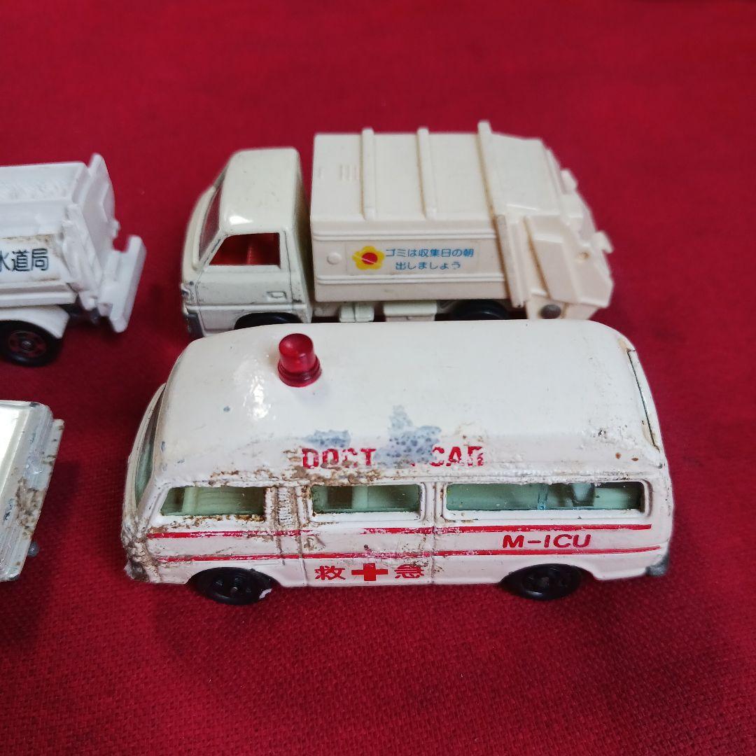 トミカ ミニカーセット　7台　中古