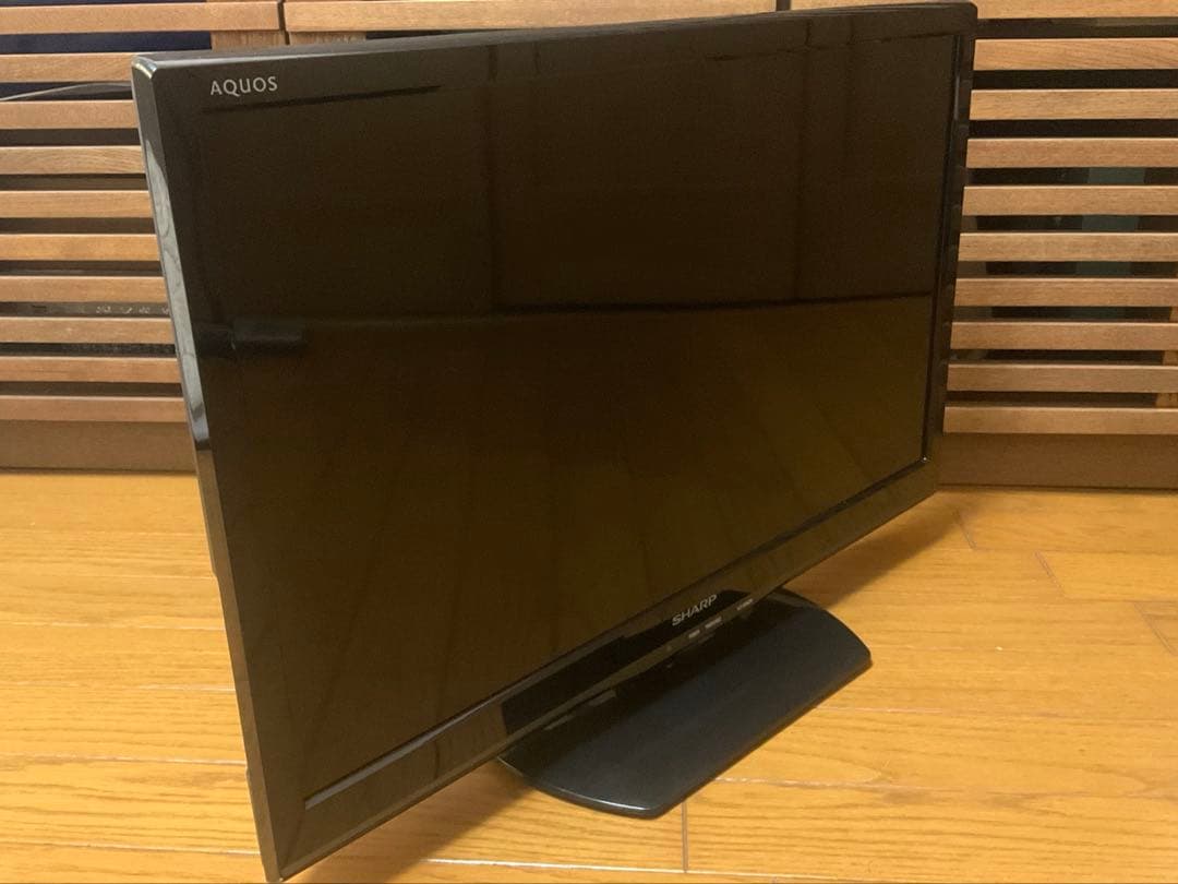 シャープAQUOS 24インチ 液晶テレビ LC-24K20 2015年製 - メルカリ