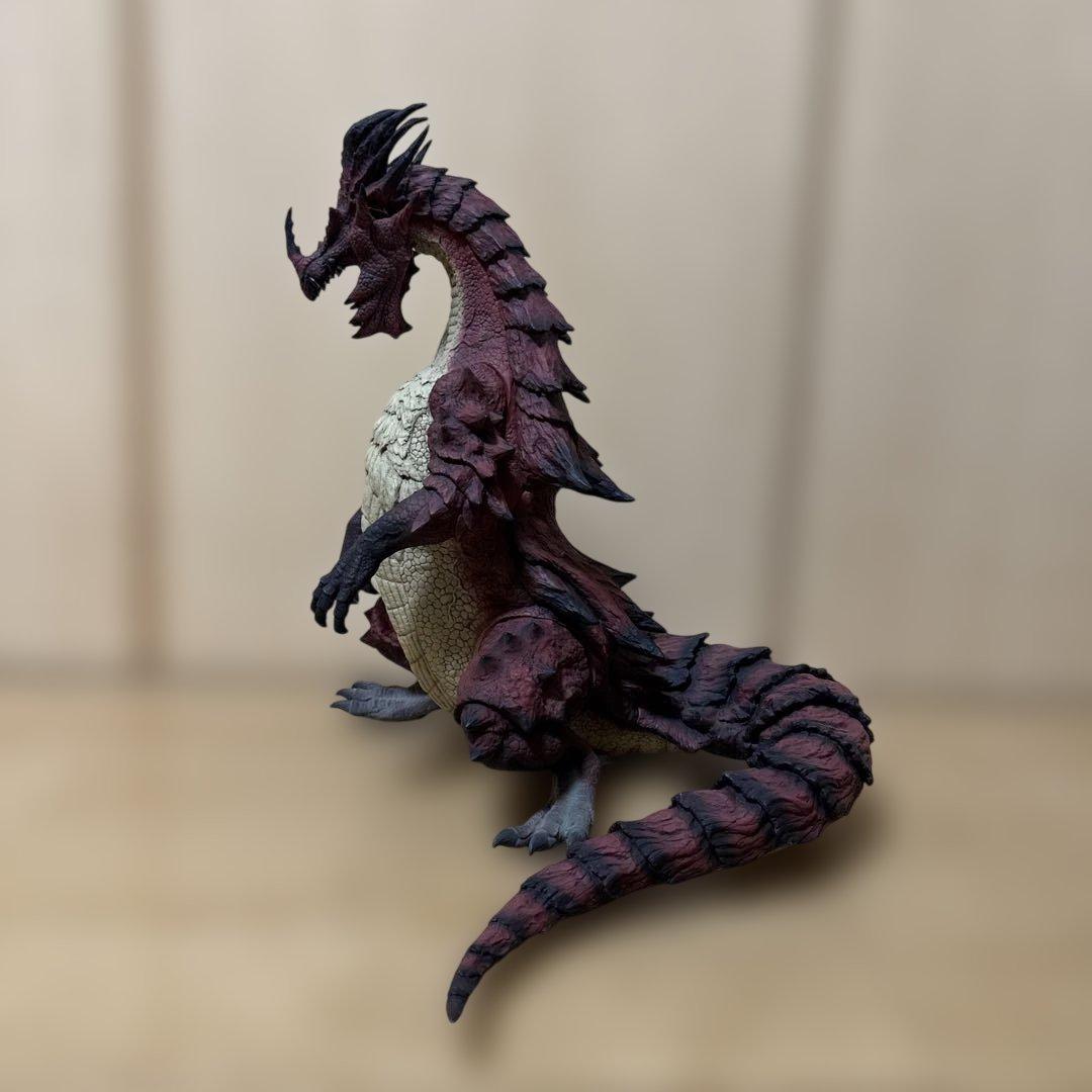 【ラオシャンロン GIGA SOFVI 】 モンスターハンター フィギュア