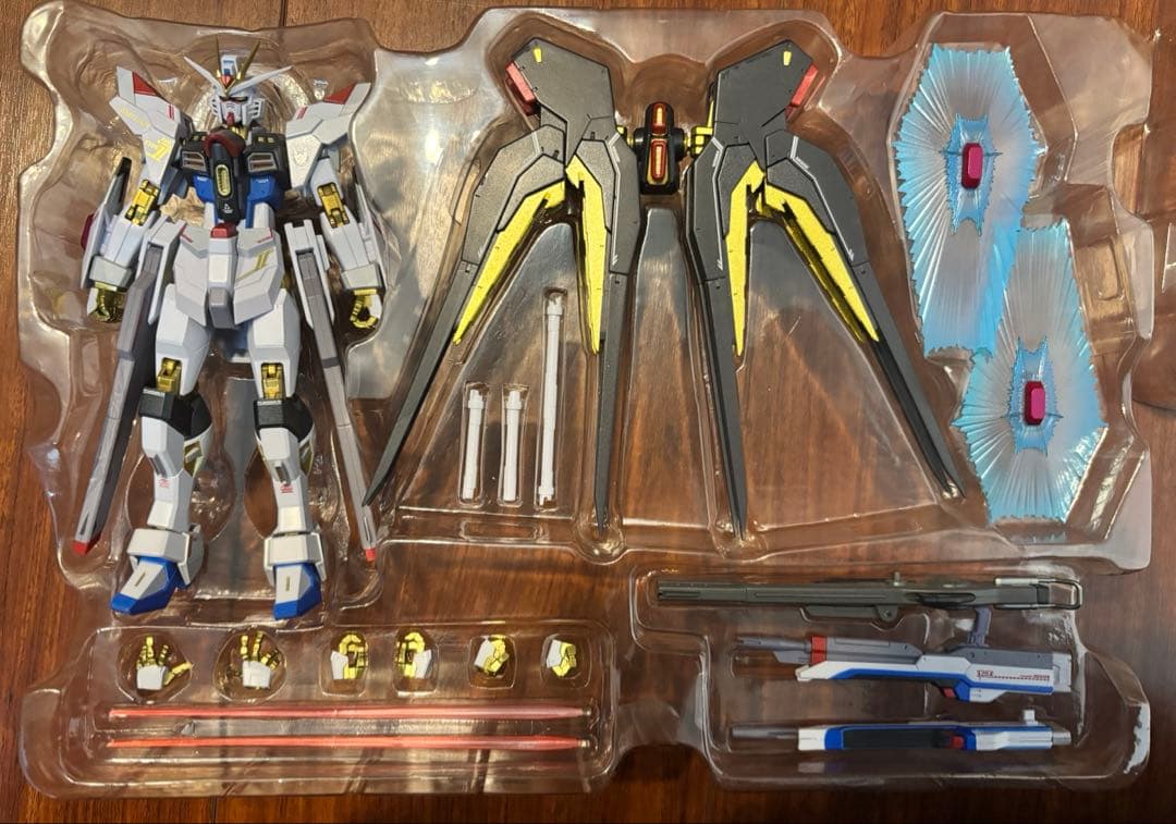 美品　メタルロボット魂　ストライクフリーダム弐式 プラウドディフェンダー