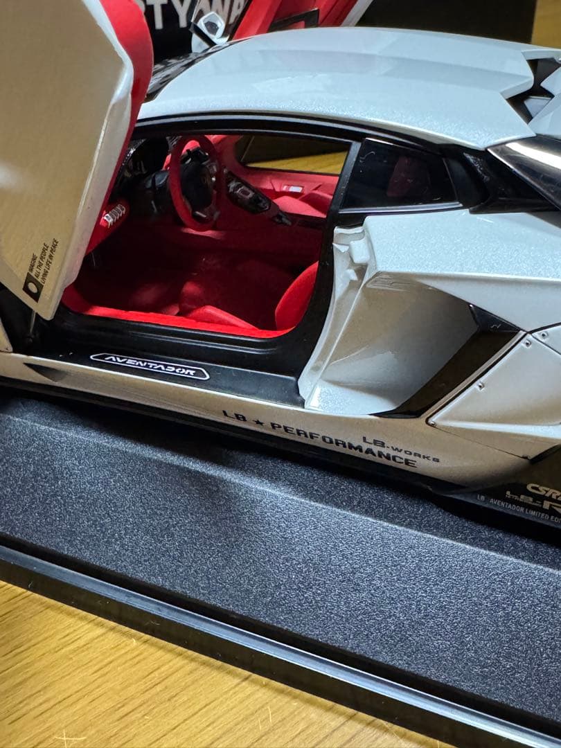 【最終値下げ】オートアート1/18ランボルギーニ アヴェンタドール未使用