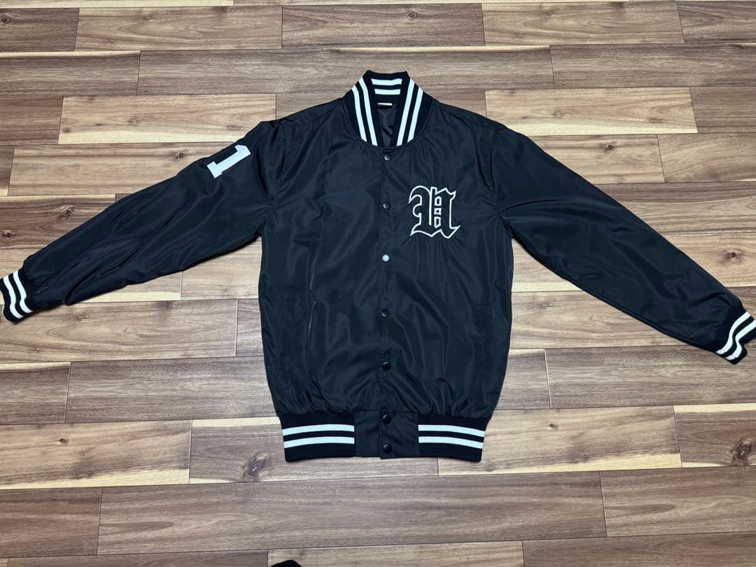 UVERworld スタジャン サイズ2(L) - メルカリ