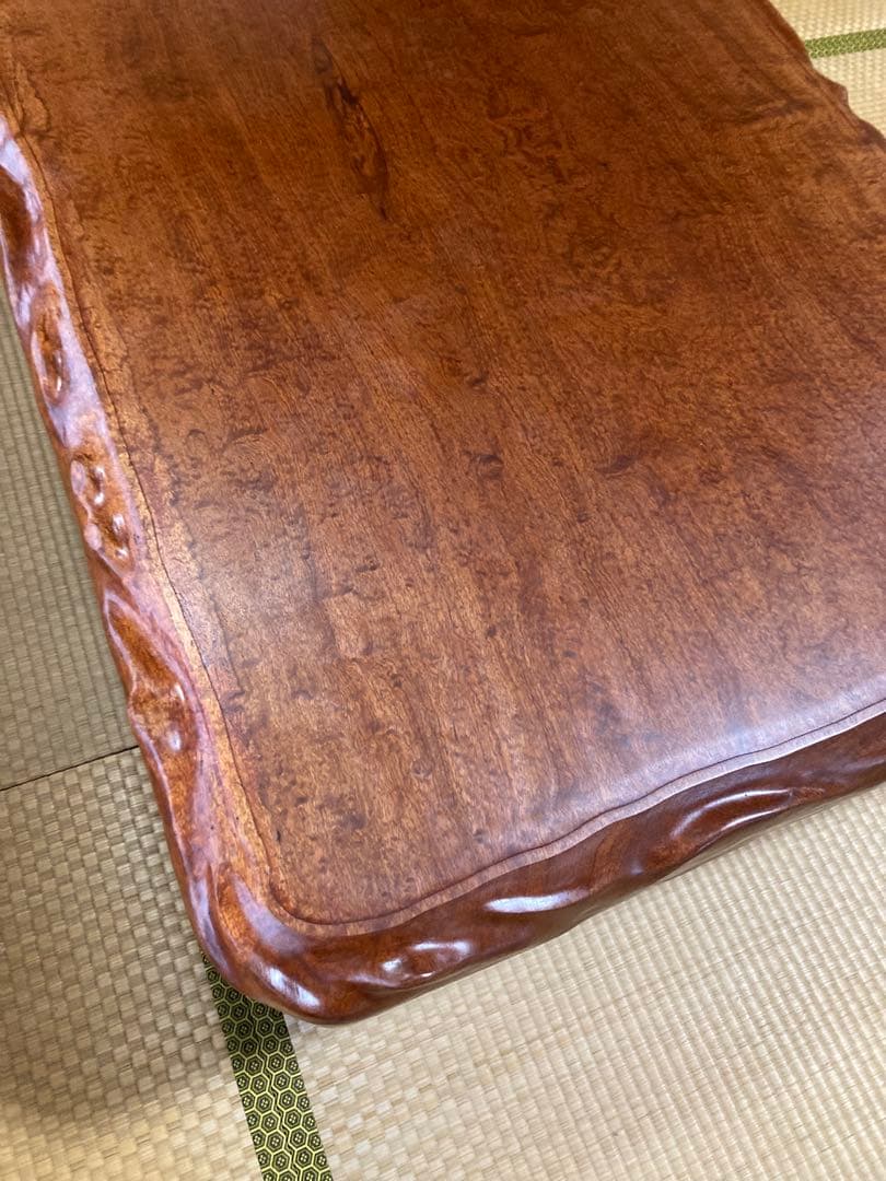 高級】一枚板 木製長方形座卓 濃い茶色 装飾的な縁取り アンティーク