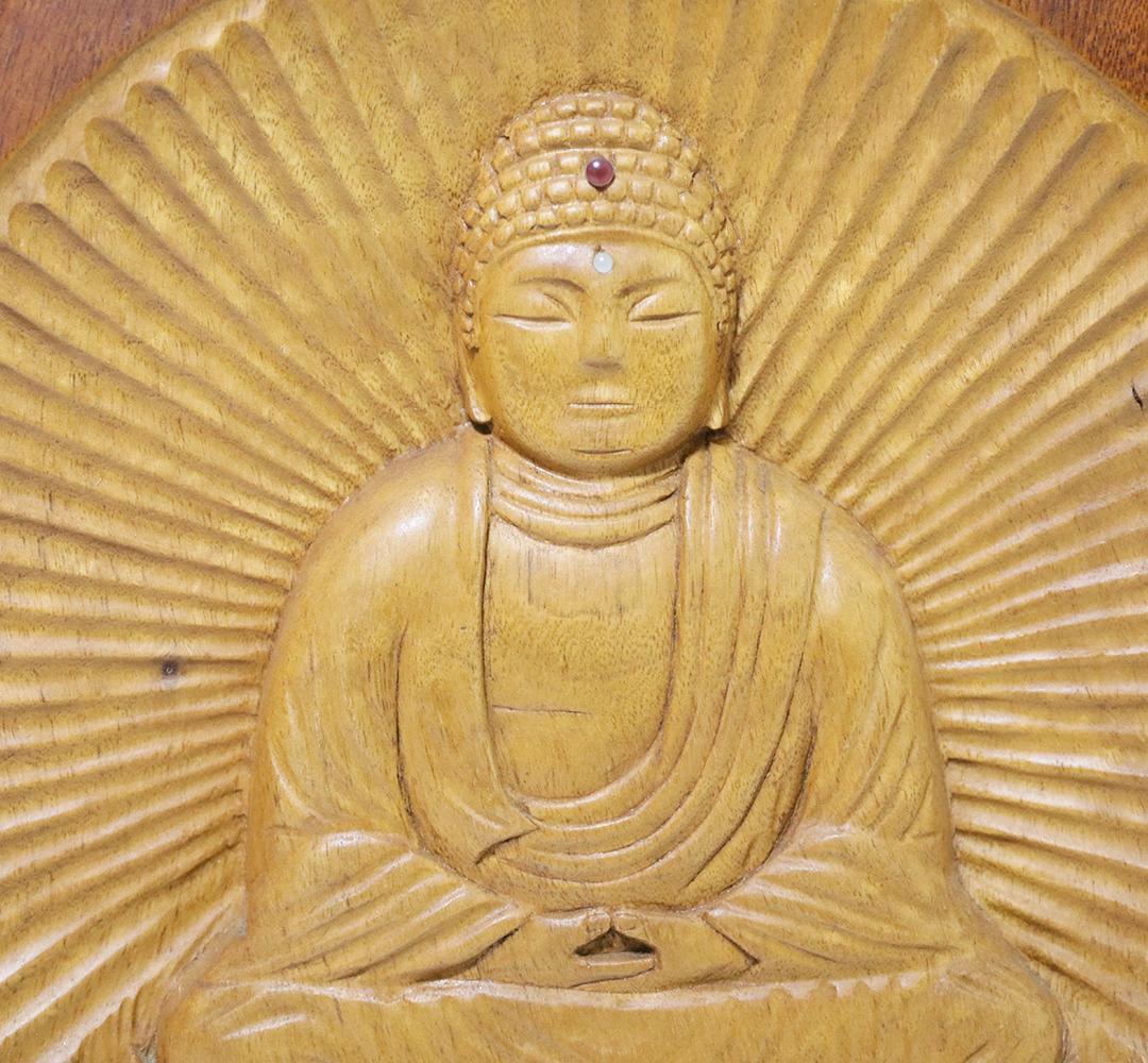 衝立一体・手彫り】木彫 仏像 高さ36cm｜玄関・棚に置ける一点物