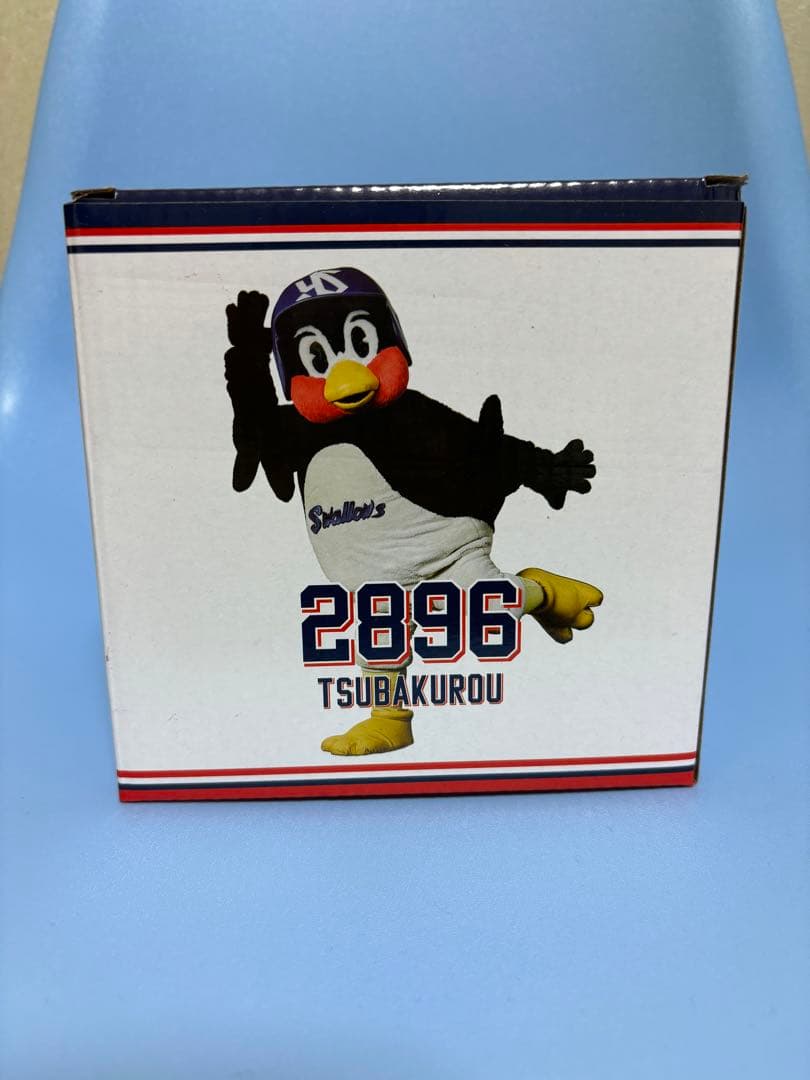 新品】東京ヤクルトスワローズ つば九郎フィギュア（空中くるりんぱ