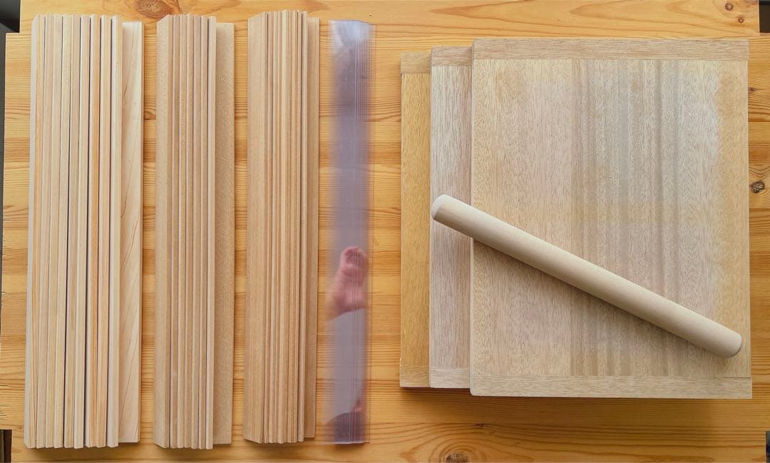 たたら板38枚　粘土板3枚　伸ばし棒　陶芸 たたら板38枚 粘土板3枚 伸ばし棒 陶芸 たたら板38