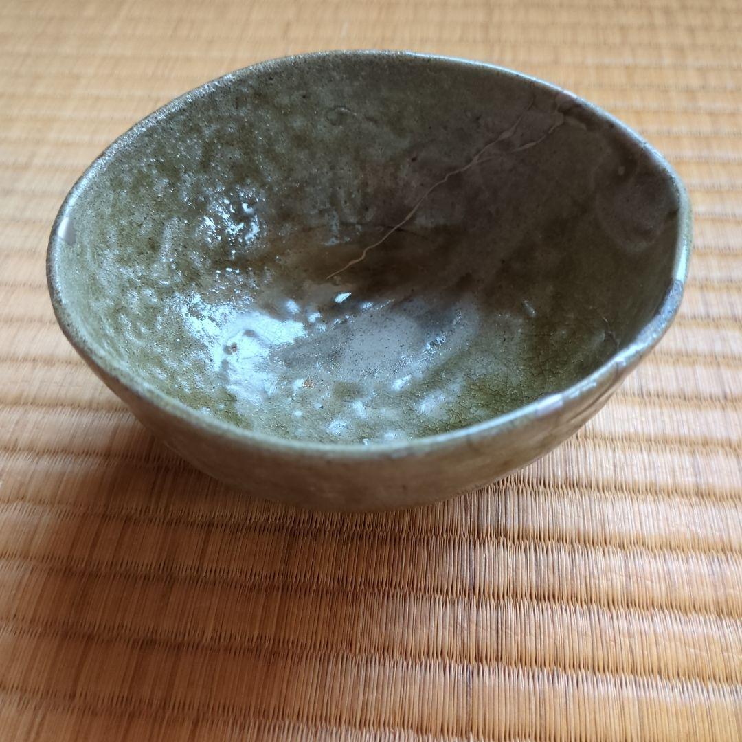 キャロライン洋子さま専用 緑色の丸型陶器の器 青唐津茶碗 古唐津