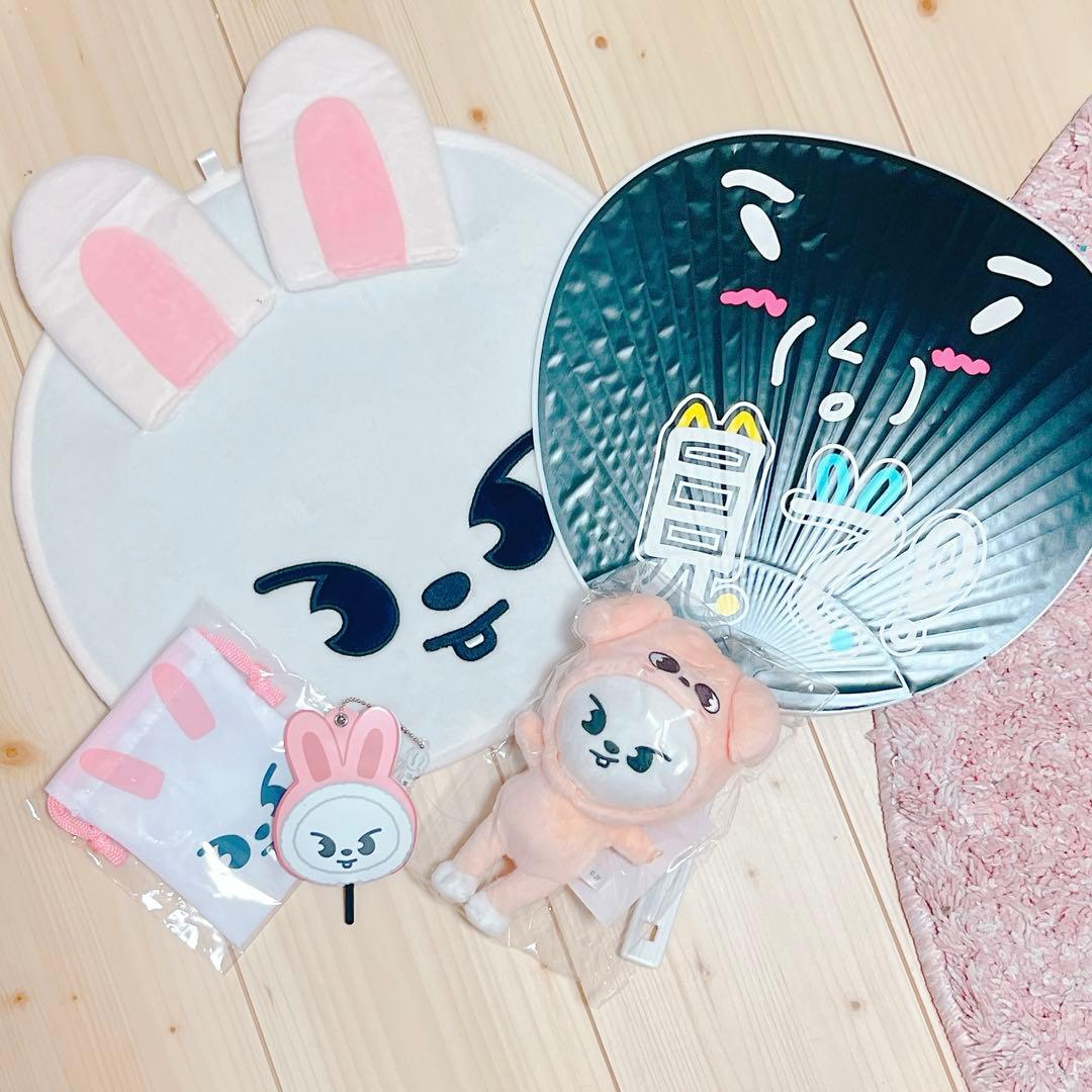 straykids スキズ LEEKNOW リノ セット まとめ売り LEE KNOW うちわ