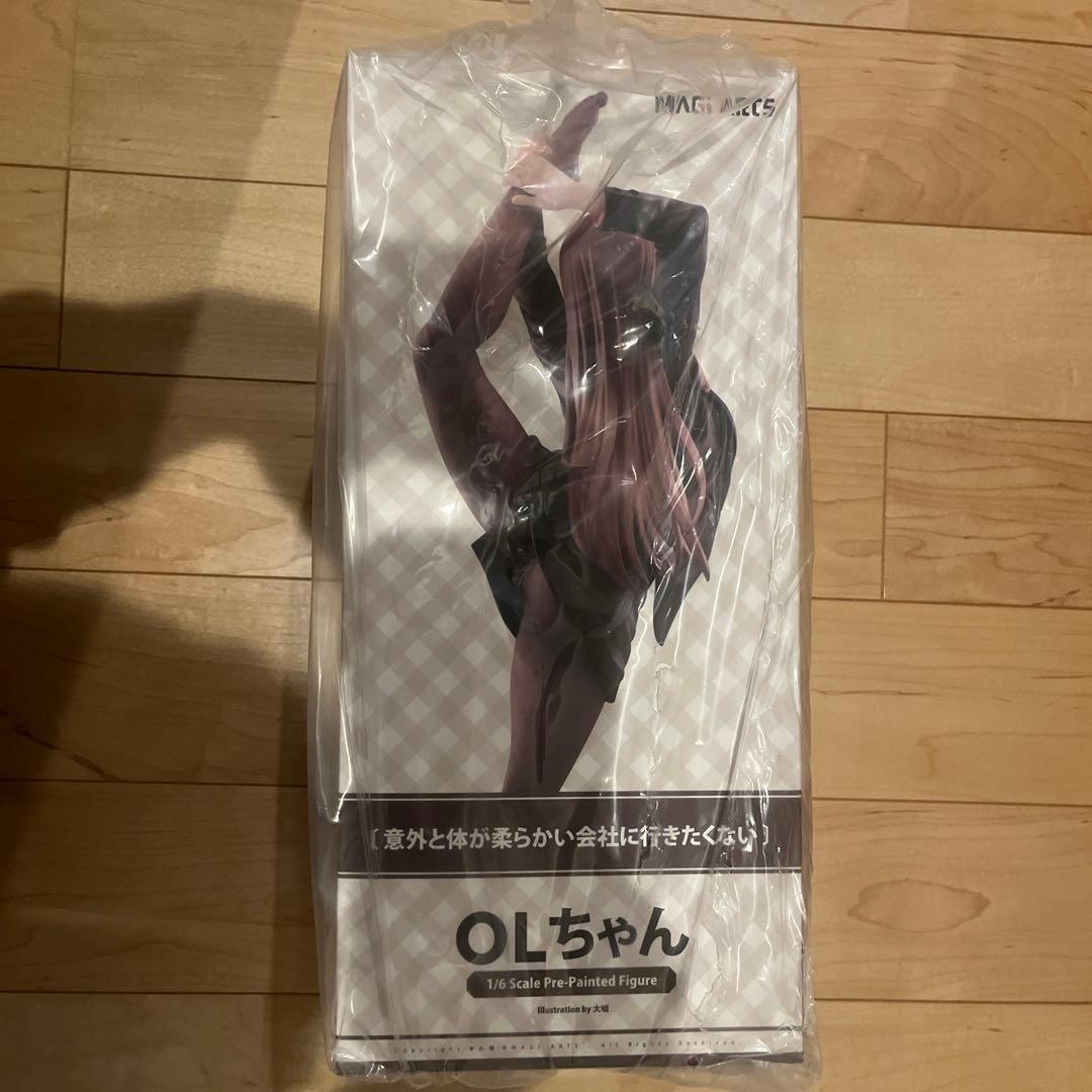 意外と体が柔らかい会社に行きたくないOLちゃん 白Ver. フィギュア