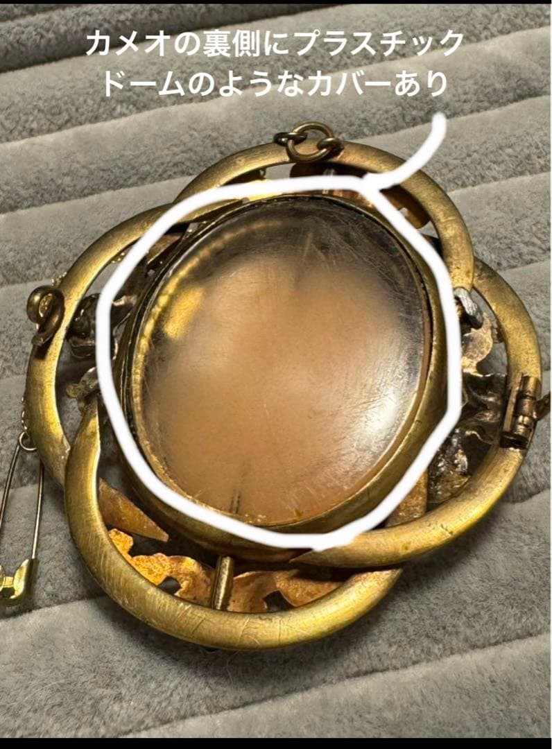 月末セール❗️アンティークピンチペック枠金色神話柄バッカスブローチ