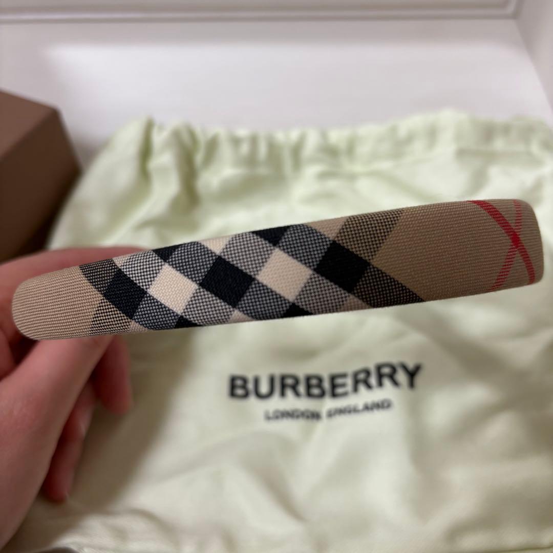 BURBERRY チェック柄 カチューシャ