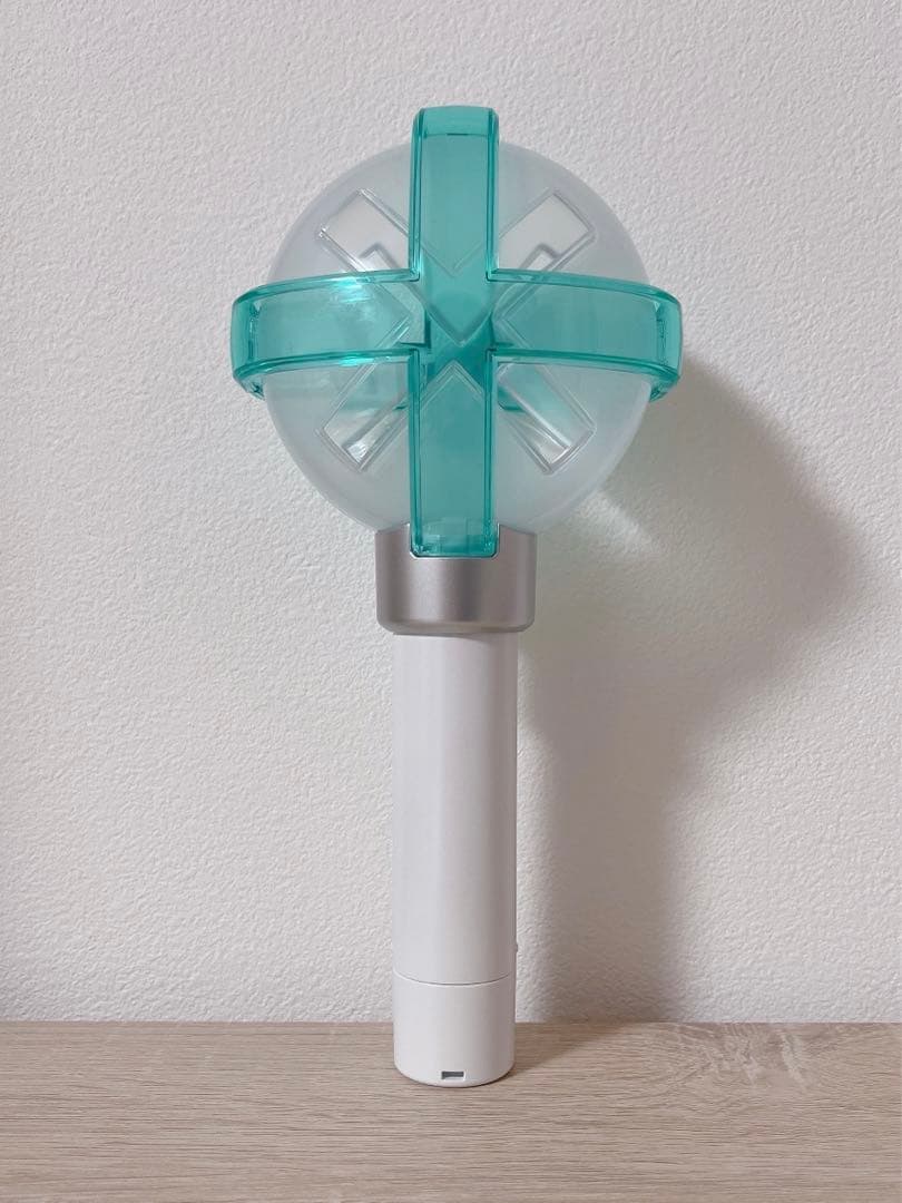 TXT ペンライト MOA棒ver2 [美品]MOA棒 ペンライト TXT トゥバ