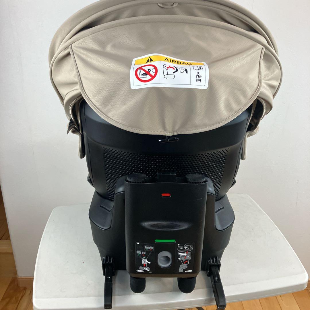 【美品】エールベベ　チャイルドシート　クルットRザ・ファースト2 パールベージュ