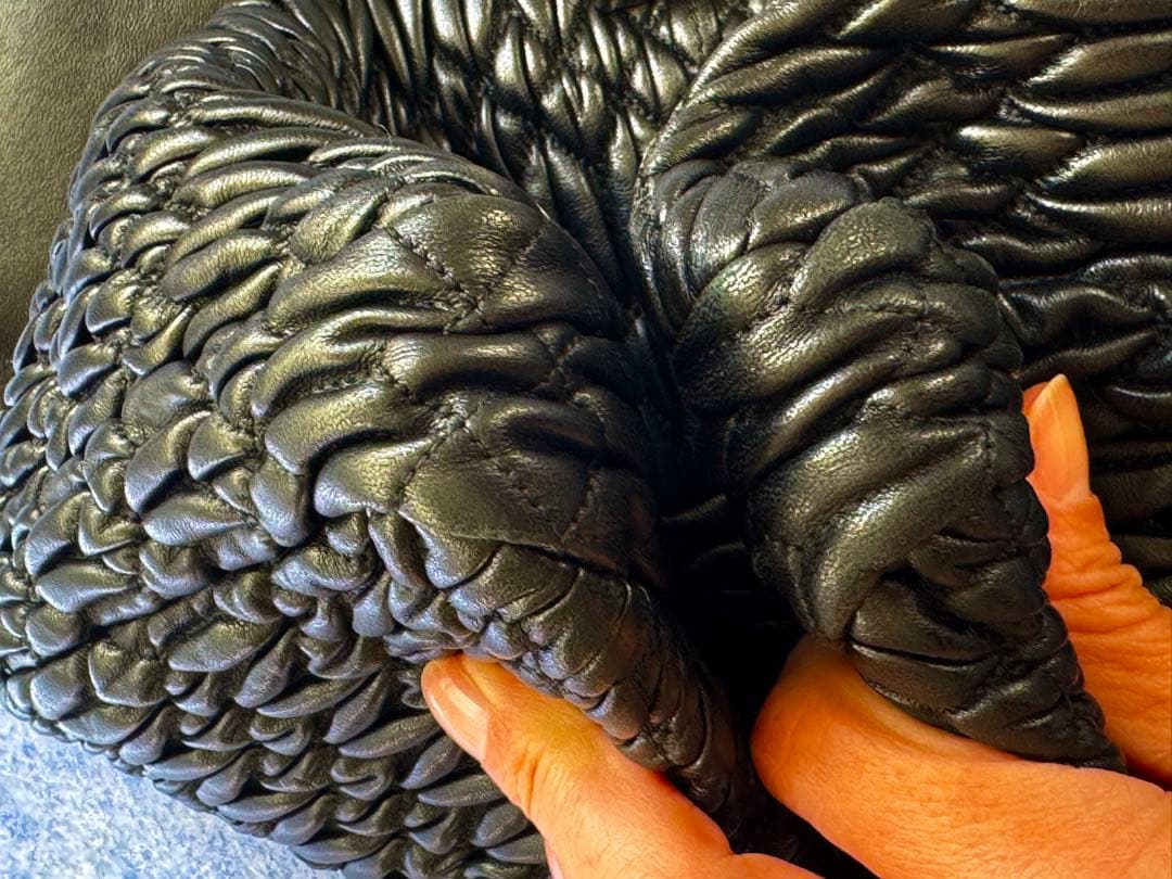 Choooさま専用 miu miu ブラック　ナッパ　マトラッセ　クリスタル