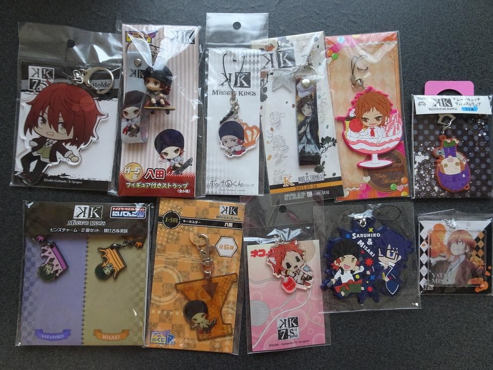 伏見猿比古 八田美咲 グッズ クッション ファイル 缶バッジ セプター4