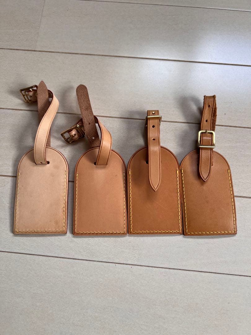 LOUIS VUITTON ヌメ革ネームタグ 4点セット