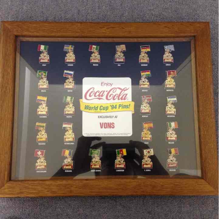 ワールドカップ94年出場国ピンバッチ 1994年ワールドカップ ピンバッジ - メルカリ
