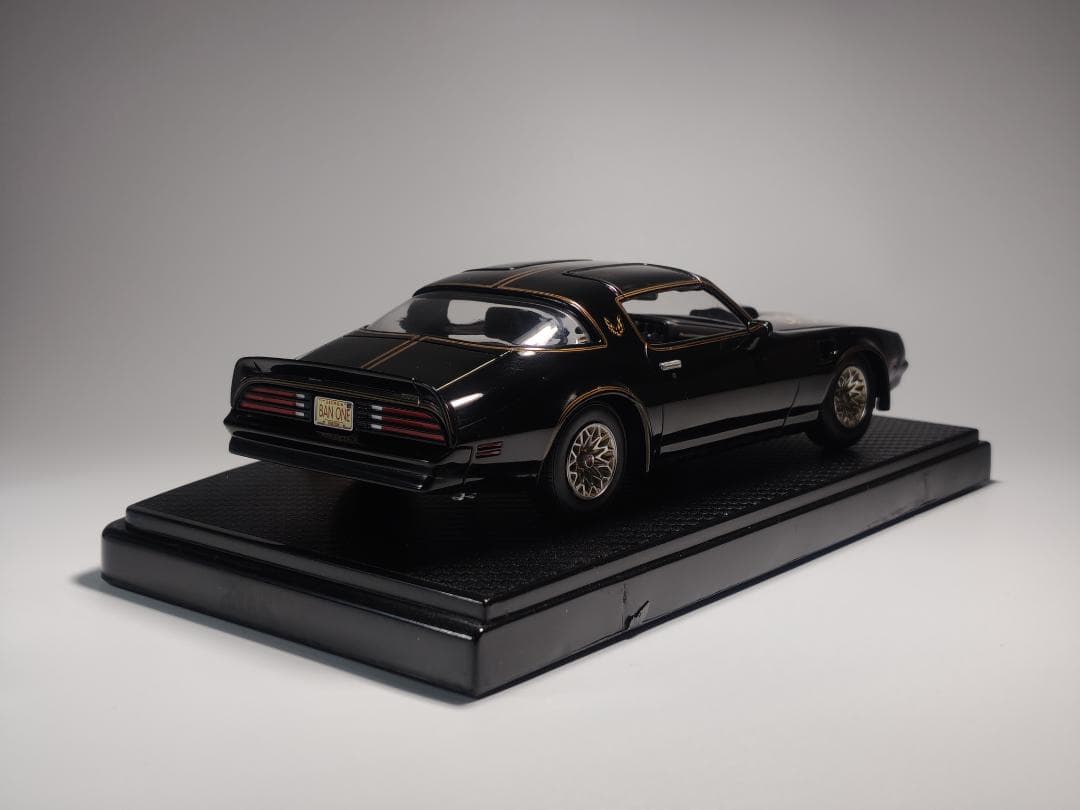 1/24 25 ポンティアック ファイヤーバード トランザム 1977 完成品