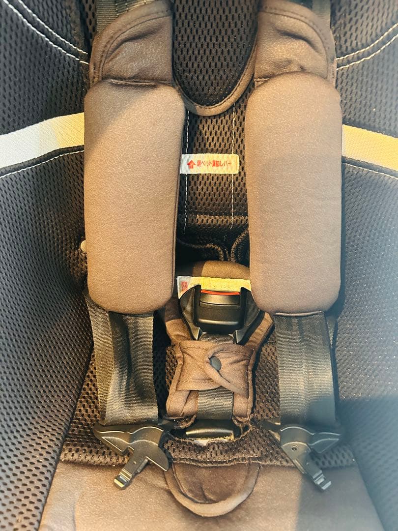 エールベベ クルット3iグランス チャイルドシート BF8514 AILEBEE