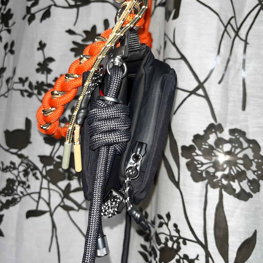 【新品】トポロジーボトルサコッシュストラップ2本付き