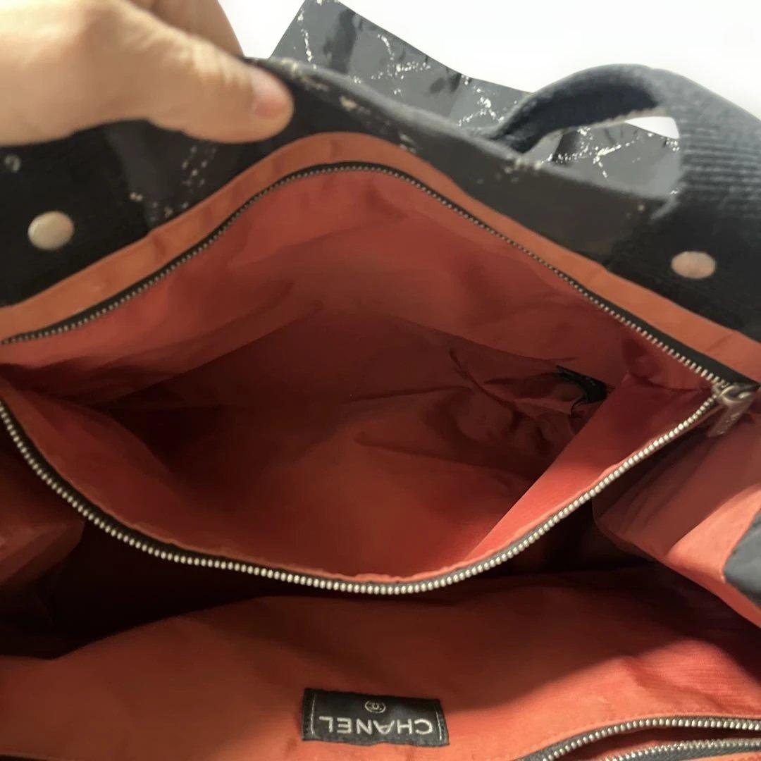 CHANEL ブラック ナイロン ハンドバッグ